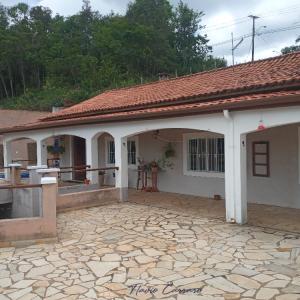 CASA PRÓXIMO AO CENTRO