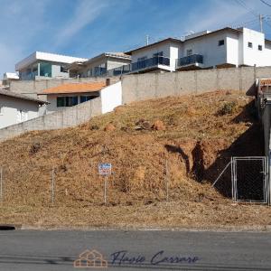 TERRENO PROXIMO AO CENTRO