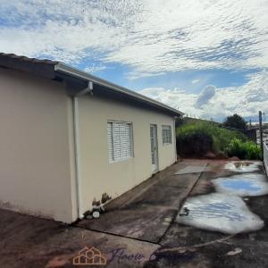 CASA PRÓXIMO AO CENTRO