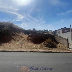 TERRENO PRÓXIMO AO CENTRO