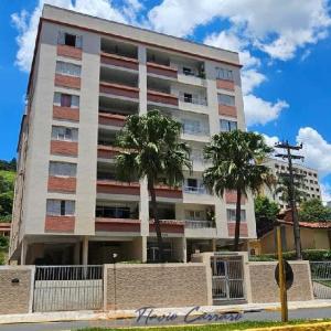 APARTAMENTO PRÓXIMO AO CENTRO