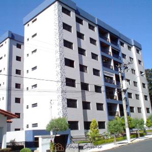 APARTAMENTO PRÓXIMO AO CENTRO