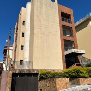 APARTAMENTO PRÓXIMO AO CENTRO