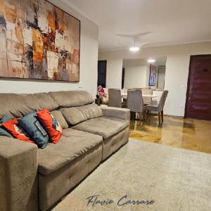 APARTAMENTO PRÓXIMO AO CENTRO