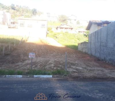 TERRENO PRÓXIMO AO CENTRO