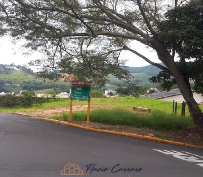 TERRENO PRÓXIMO AO CENTRO