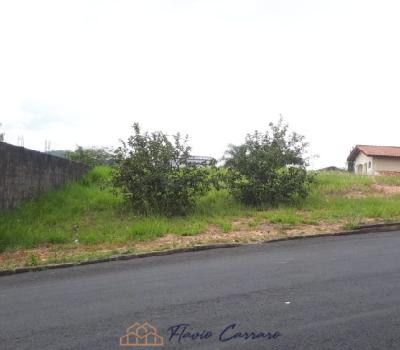 TERRENO PRÓXIMO AO CENTRO