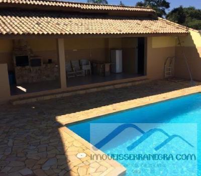CASA EM CONDOMÍNIO FECHADO 