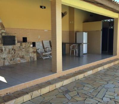 CASA EM CONDOMÍNIO FECHADO 