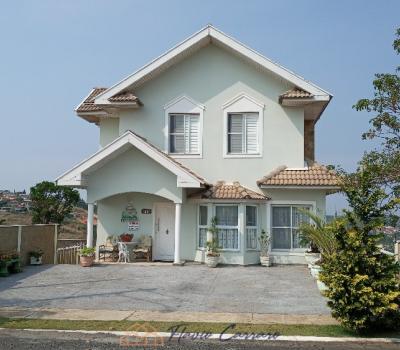 CASA EM CONDOMÍNIO FECHADO