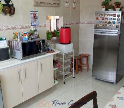 CASA EM CONDOMÍNIO FECHADO