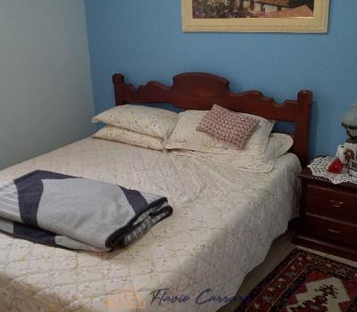 CASA EM CONDOMÍNIO FECHADO