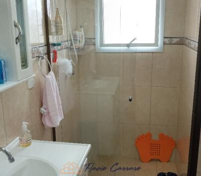 CASA EM CONDOMÍNIO FECHADO