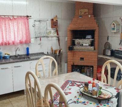 CASA EM CONDOMÍNIO FECHADO