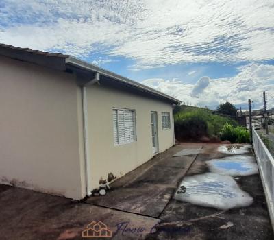 CASA PRÓXIMO AO CENTRO