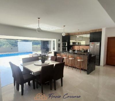 CASA PRÓXIMO AO CENTRO