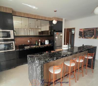 CASA PRÓXIMO AO CENTRO