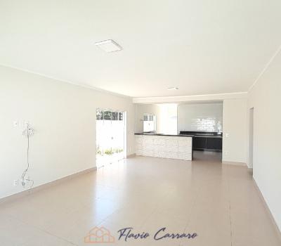 CASA PRÓXIMO AO CENTRO