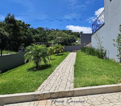CASA PRÓXIMO AO CENTRO