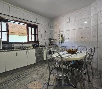 CASA EM BAIRRO RESIDENCIAL