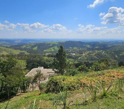 CASA COND FECHADO