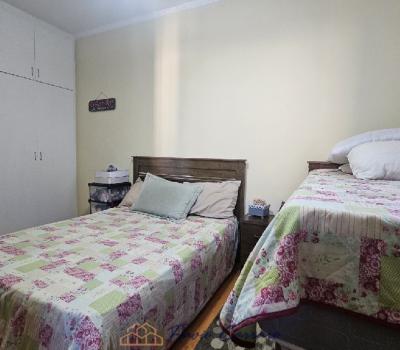 CASA EM CONDOMÍNIO FECHADO 