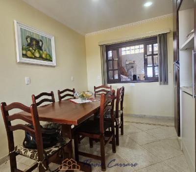 CASA EM CONDOMÍNIO FECHADO 