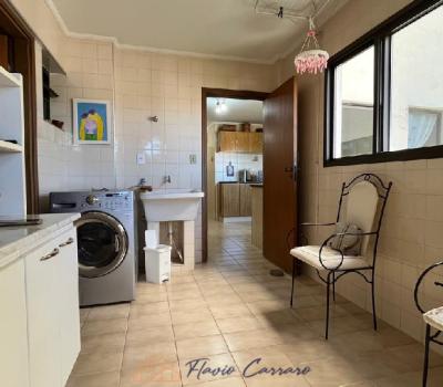 APARTAMENTO PRÓXIMO AO CENTRO