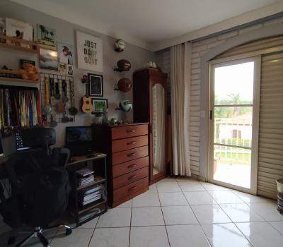 CASA CONDOMINIO FECHACO