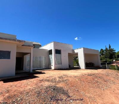 CASA PRÓXIMO AO CENTRO