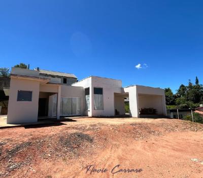 CASA PRÓXIMO AO CENTRO