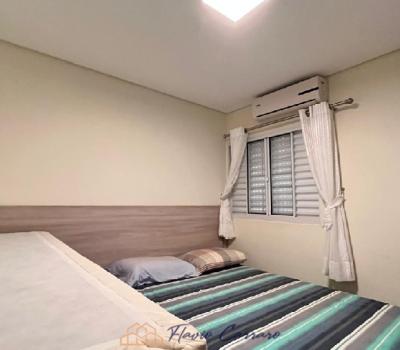 CASA EM COND. FECHADO