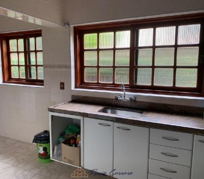 CASA PRÓXIMO AO CENTRO