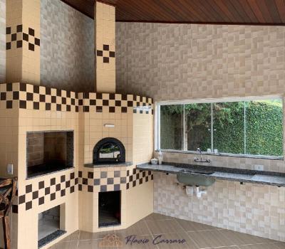 CASA PRÓXIMO AO CENTRO