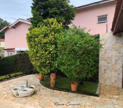 CASA PRÓXIMO AO CENTRO