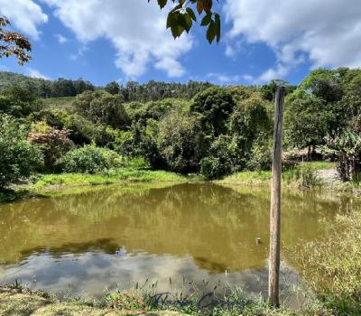 SITIO EM SERRA NEGRA-SP