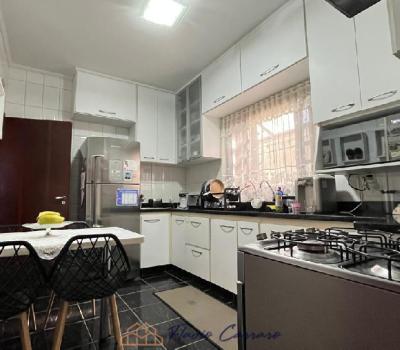 CASA PRÓXIMO AO CENTRO
