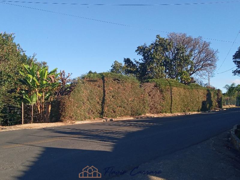 TERRENO EM BAIRRO