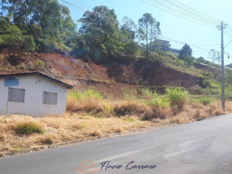04 TERRENOS PRÓX. AO CENTRO