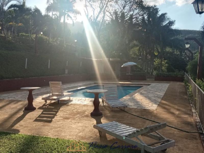 CHÁCARA EM SERRA NEGRA