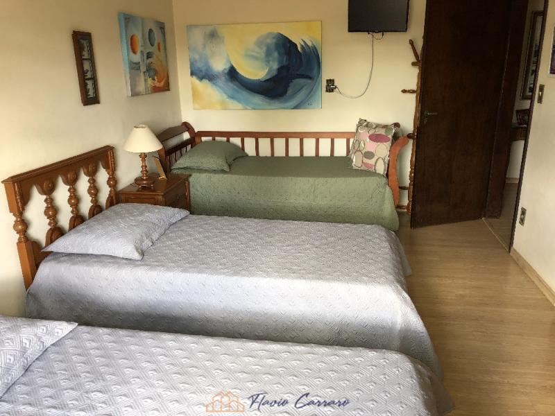 CASA PRÓXIMO AO CENTRO