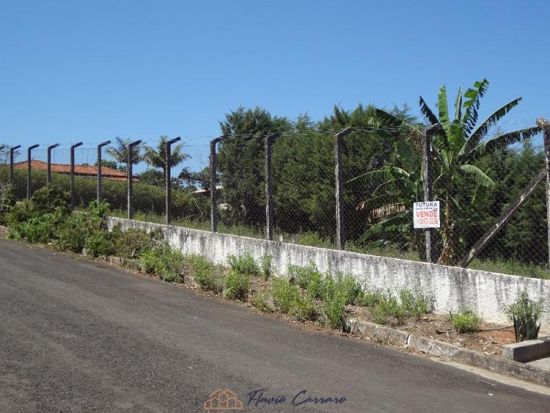 TERRENO EM BAIRRO