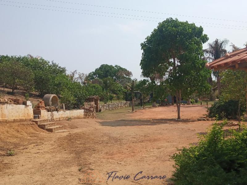 SITIO EM SERRA NEGRA