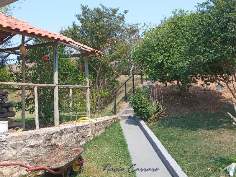 SITIO EM SERRA NEGRA