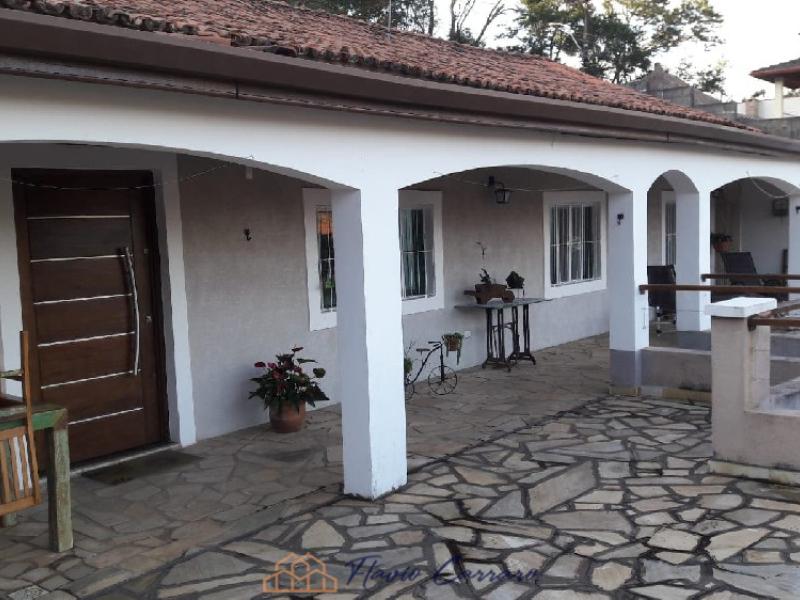 CASA PRÓXIMO AO CENTRO