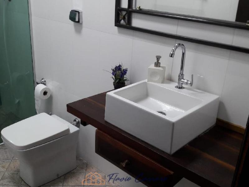 CASA PRÓXIMO AO CENTRO