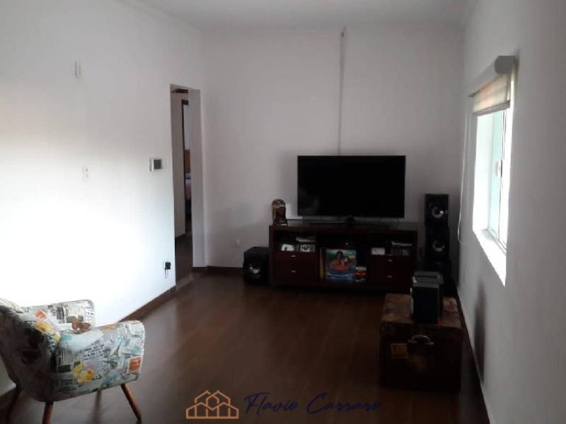 CASA PRÓXIMO AO CENTRO