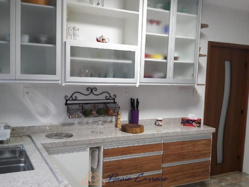 CASA PRÓXIMO AO CENTRO