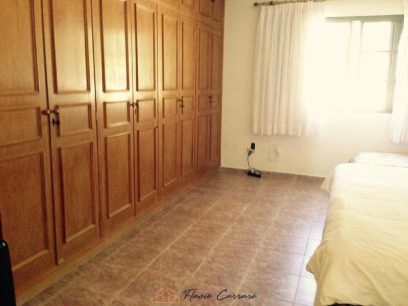 CASA PRÓXIMO AO CENTRO