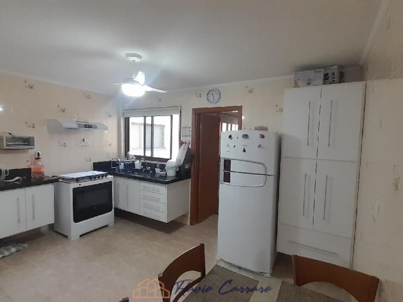 APARTAMENTO PRÓXIMO AO CENTRO